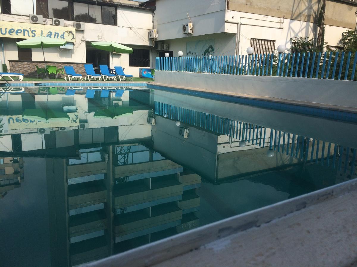 Queens Land Hotel Jounieh Exterior photo